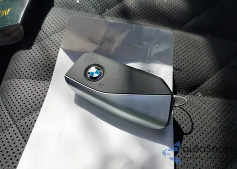 2025 BMW X5 xDrive40I из США, поврежденный, VIN 5UX23EU01S9Z84442